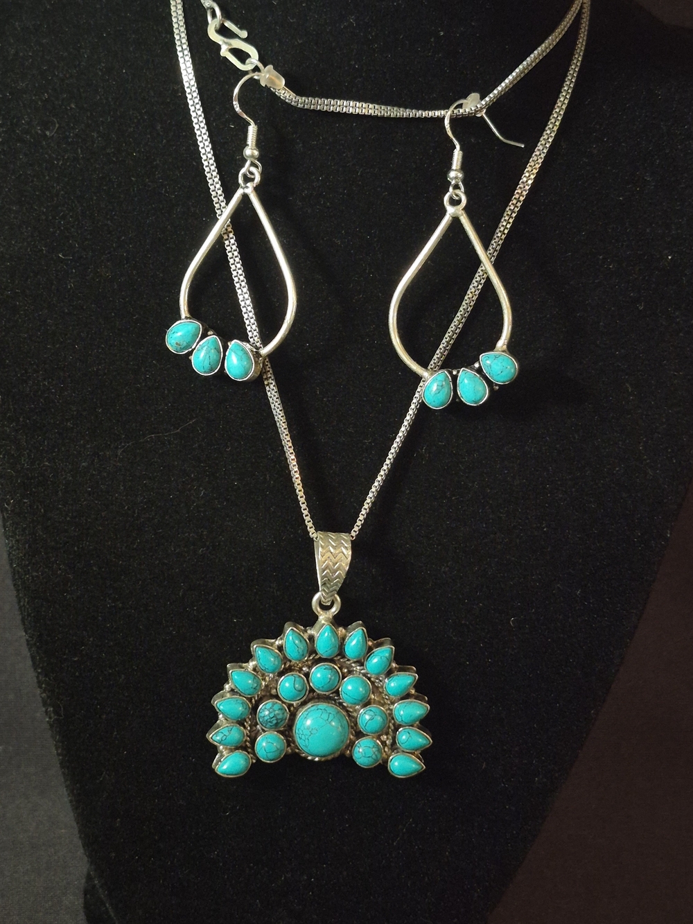 Turquoise Teardrop Pendant Necklace and Earrings Set - Silver Tone